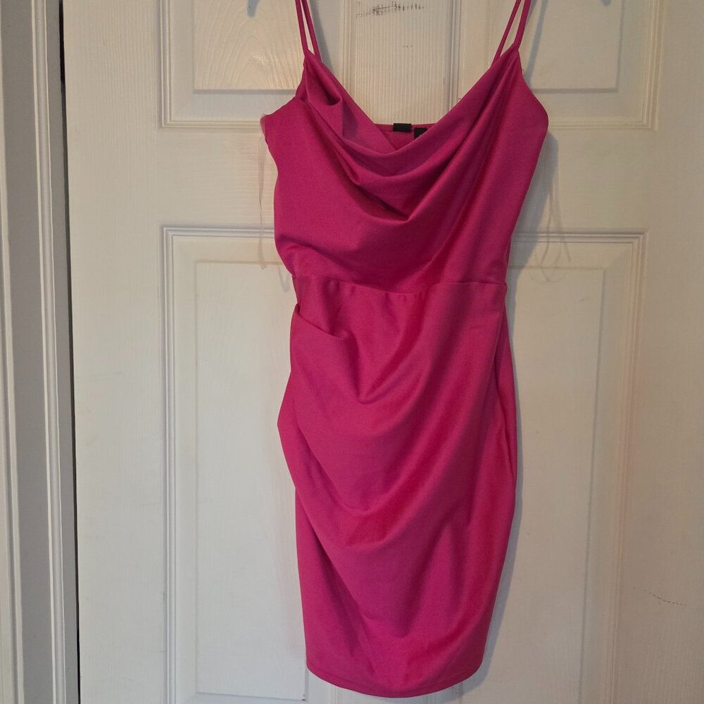 Windsor Fushsia Pink Homecoming Dress, Size Small. NWT